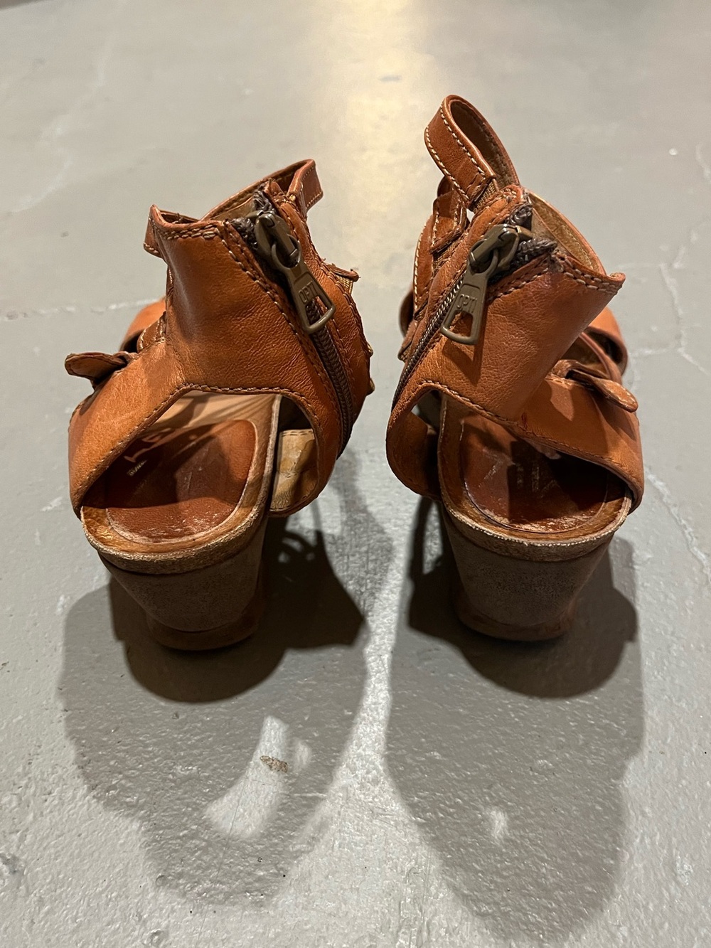 Miz Mooz Shay Hazelnut Sandals size 37 - Picture 4 of 6